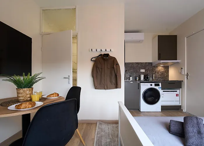 Daire Cozy & Fully Equipped In 2 Eindhoven