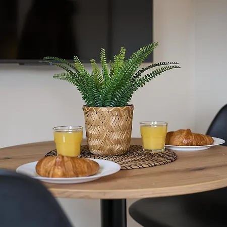 Апартаменты Cozy & Fully Equipped In 2