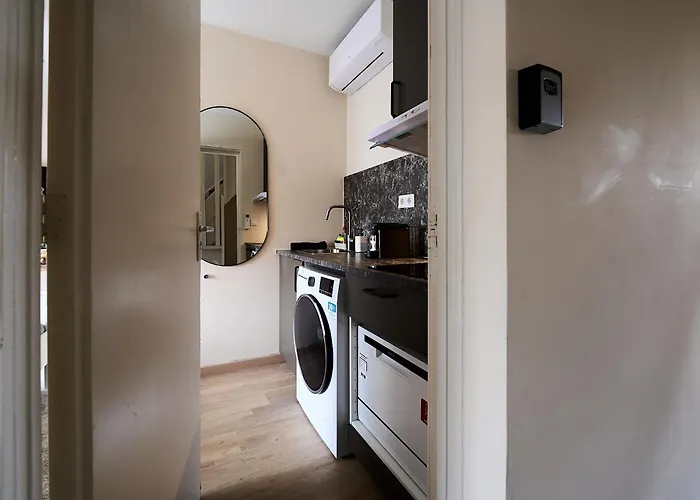 Cozy & Fully Equipped In 2 Апартаменты